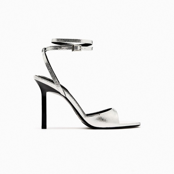 Heeled Ankle Strap Sandals - Picture 2 of 5
